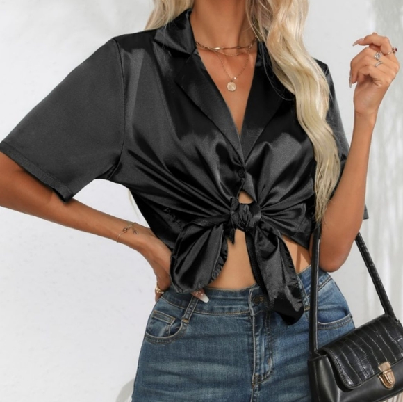 Classic Black Buttoned Collared Neck Short Sleeve Shirt - Picture 5 of 9